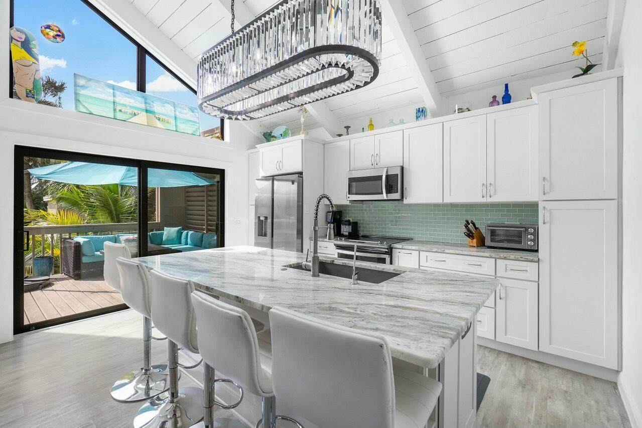 1605 Us Highway 1 - Photo 1