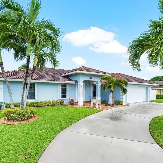 1906 N A St - Photo 1