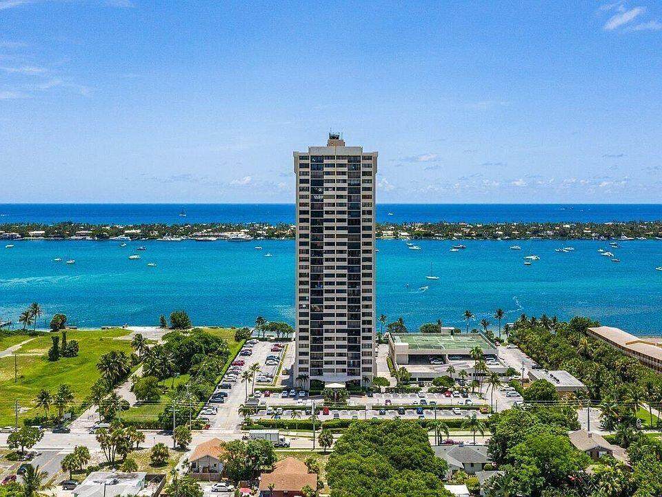 5600 Flagler Drive - Photo 1