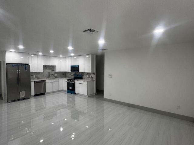 3401 Evergreen - Photo 1