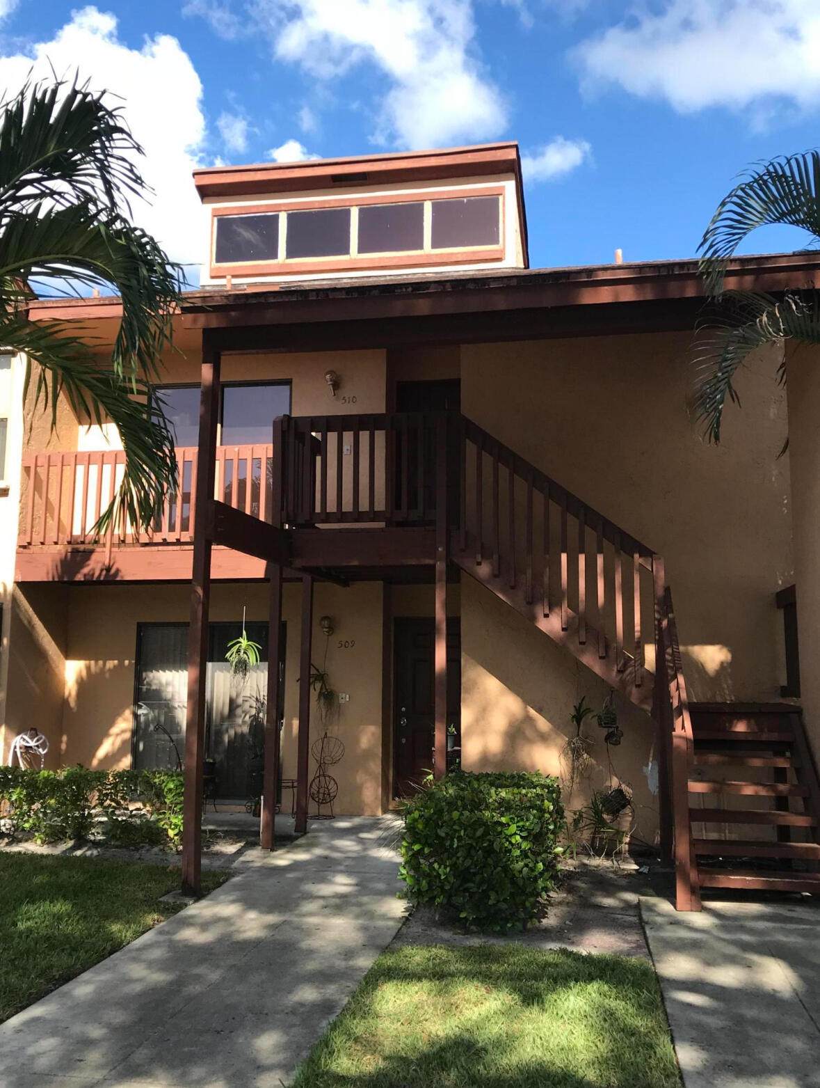 510 Lakeview - Photo 1