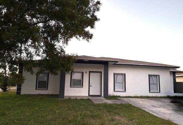 3011 Avenue M - Photo 1