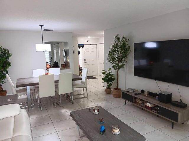 13125 Chadwick Court - Photo 1
