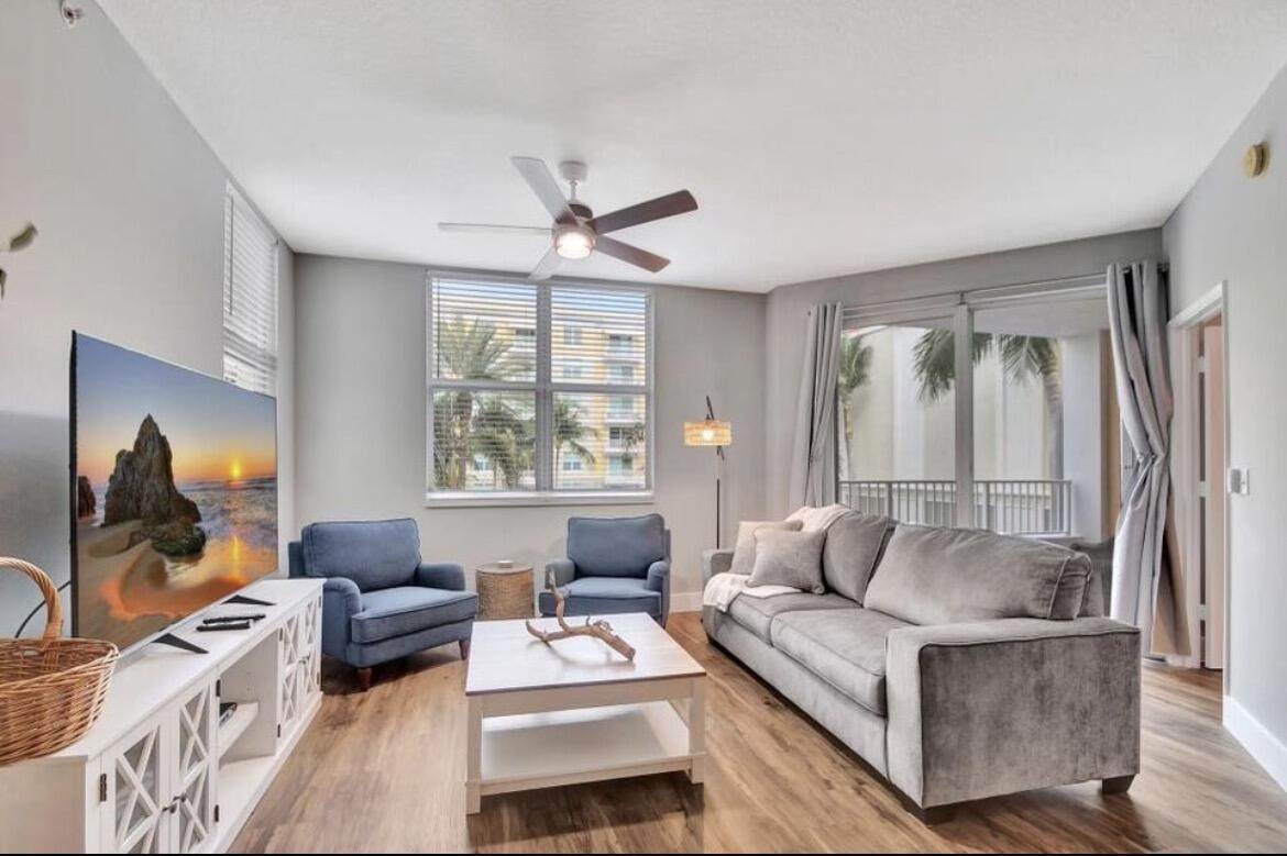 804 Windward Way - Photo 1