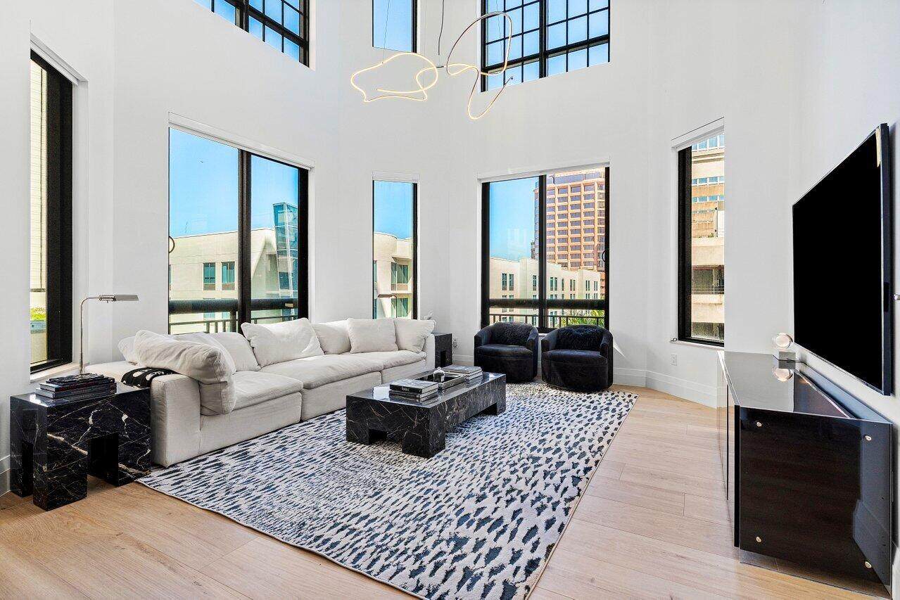 801 Olive Avenue - Photo 1