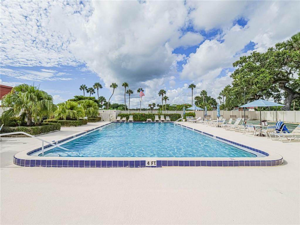 https://bt-photos.global.ssl.fastly.net/beaches/orig_boomver_1_R11164663-2.jpg