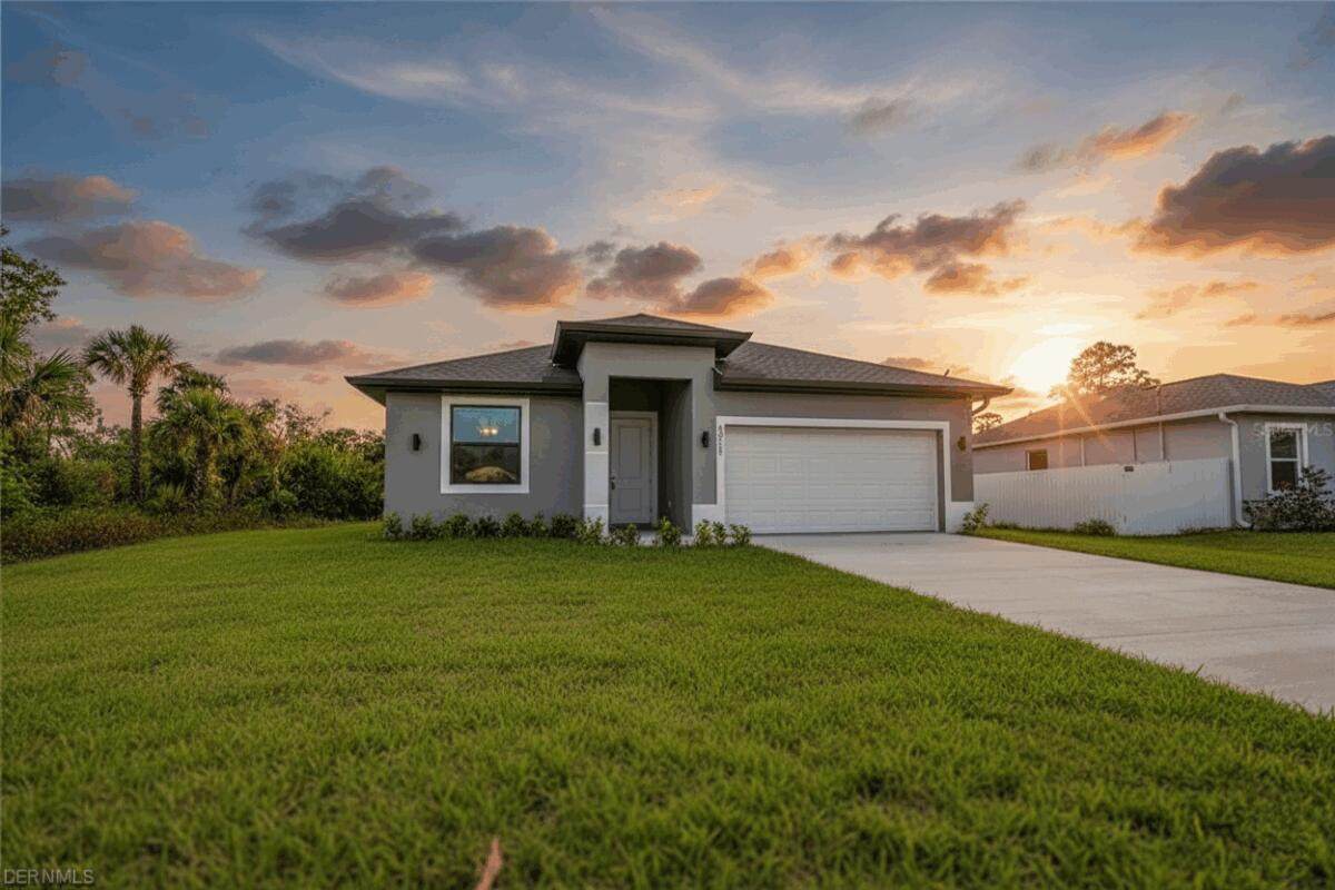 9006 Castle Circle - Photo 1