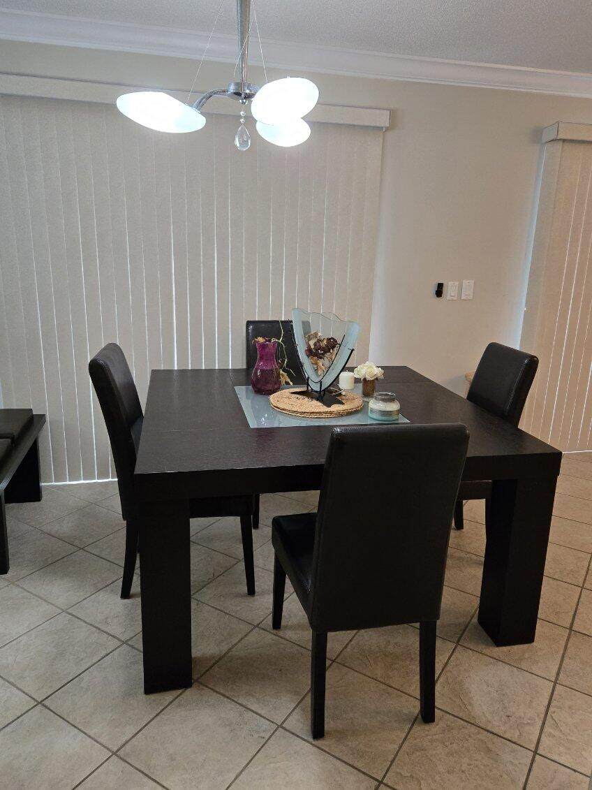 9 Lexington Lane - Photo 1