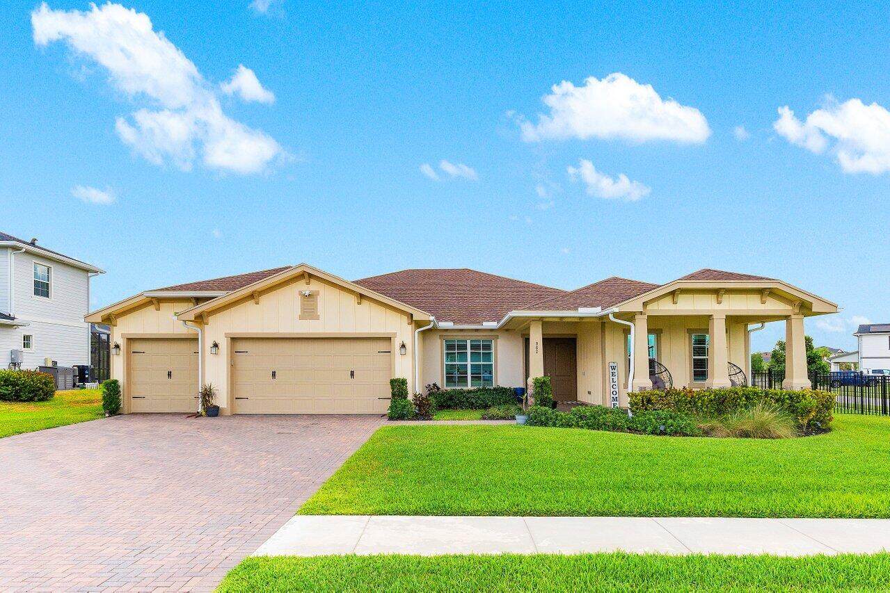 962 Castaway Court - Photo 1
