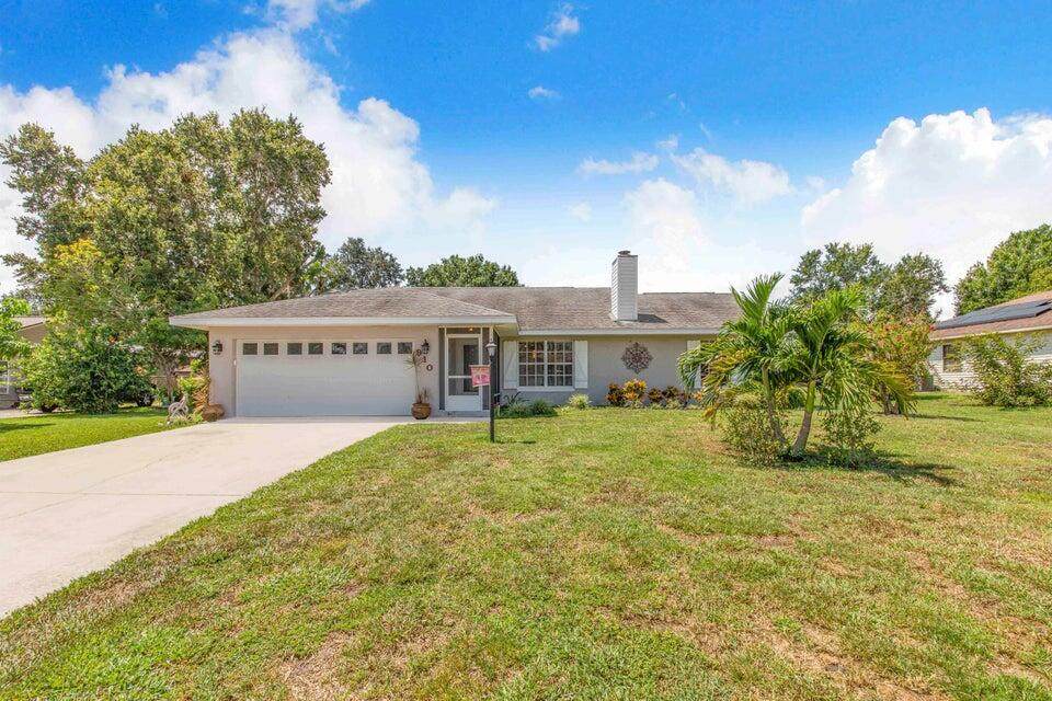 910 Liberty Lane - Photo 1