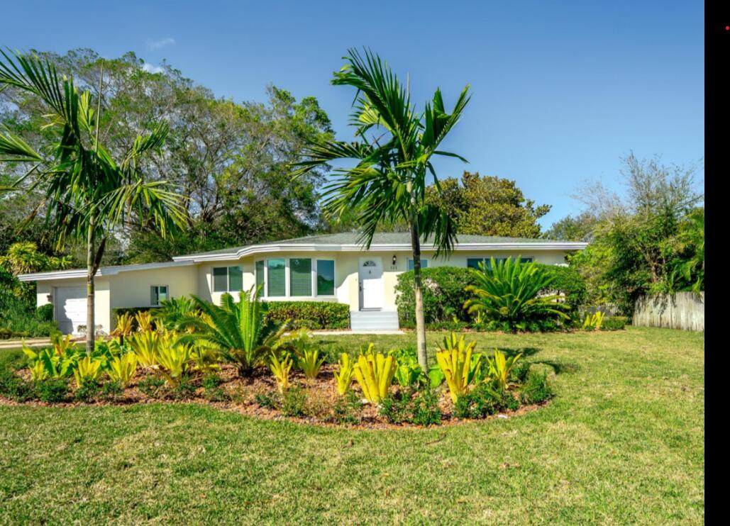 323 Spanish River Boulevard - Photo 1