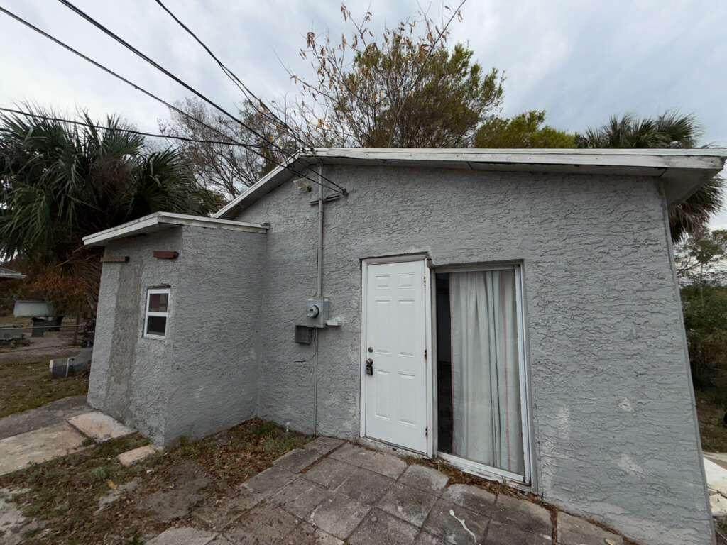 701 9th Street - Photo 1