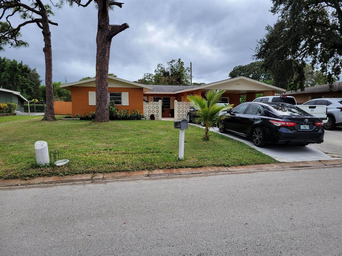 2405 Royal Palm Drive - Photo 1