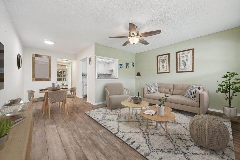 98 Ventnor - Photo 1