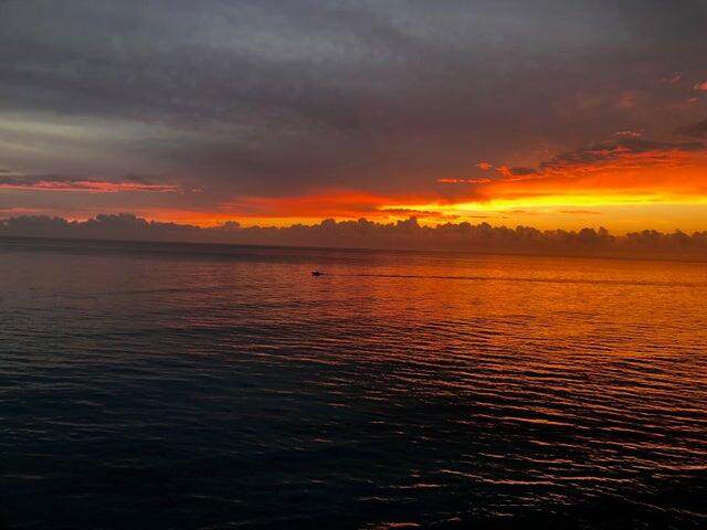 https://bt-photos.global.ssl.fastly.net/beaches/orig_boomver_1_R11168905-2.jpg