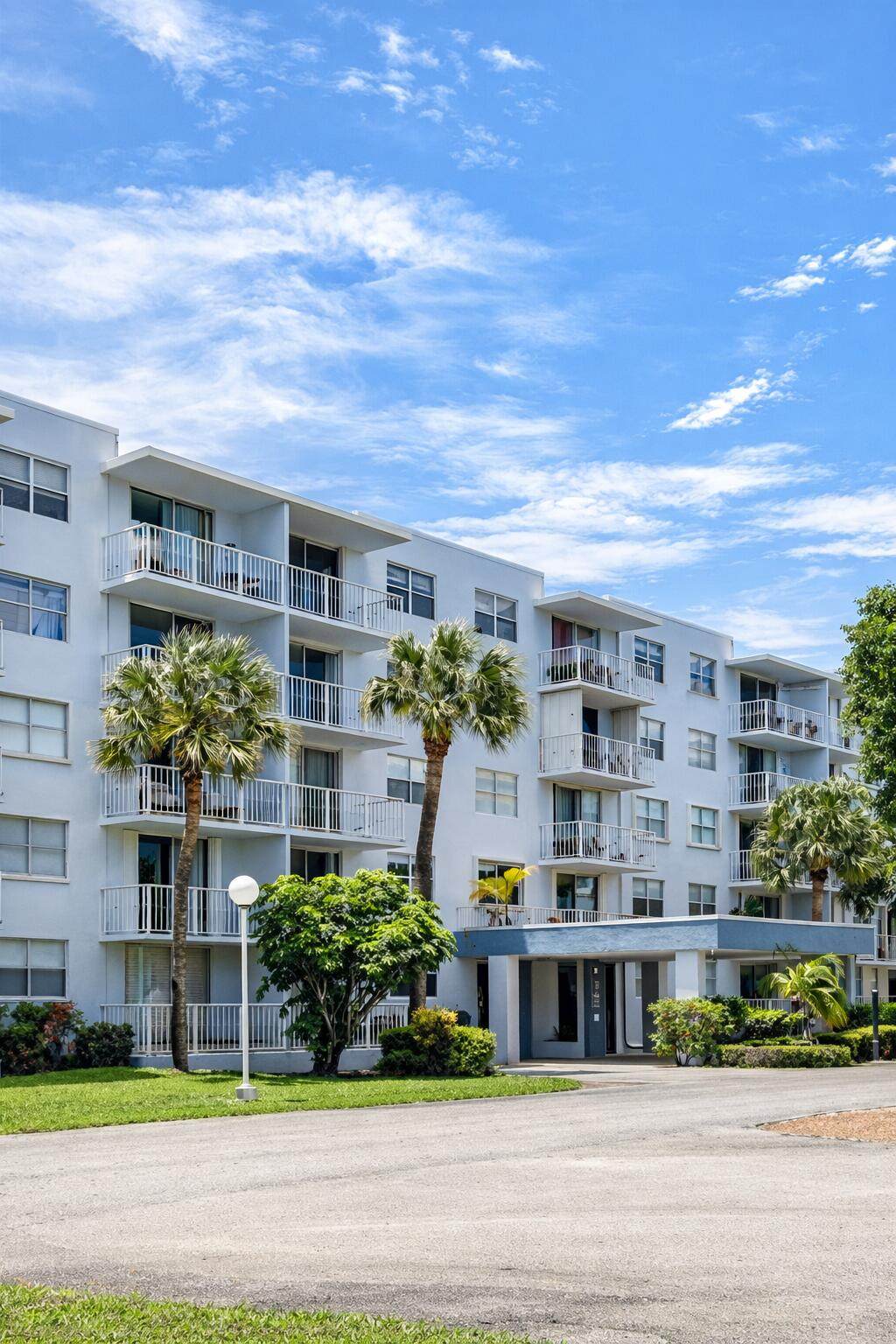 500 Executive Center Drive - Photo 1