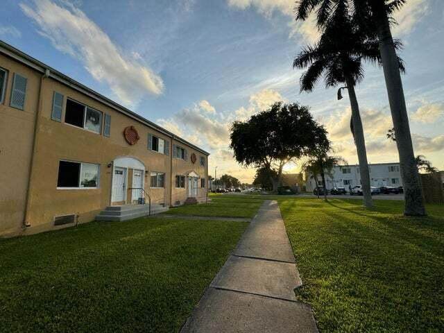 206 84th Street - Photo 1