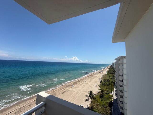 3215 Ocean Boulevard - Photo 1