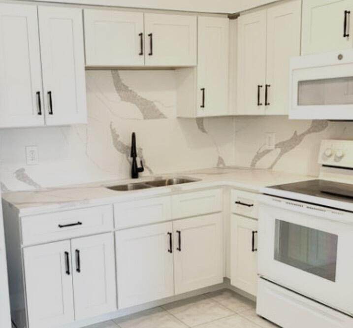 260 19th Street - Photo 1
