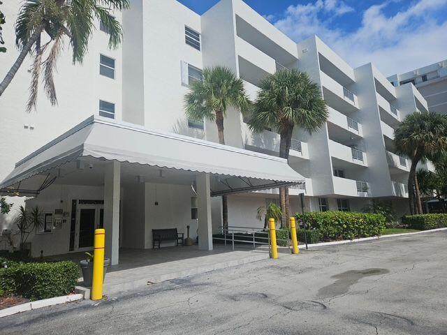 1421 Ocean Boulevard - Photo 1