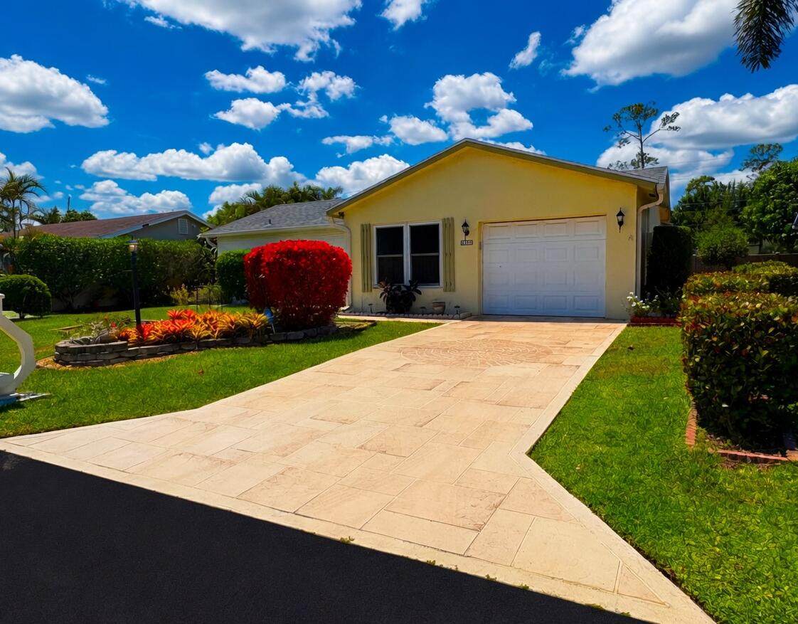 6304 Emerald Sky Lane - Photo 1