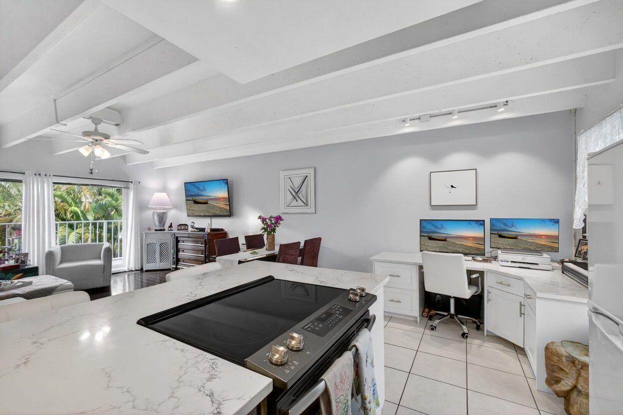 4001 Ocean Boulevard - Photo 1