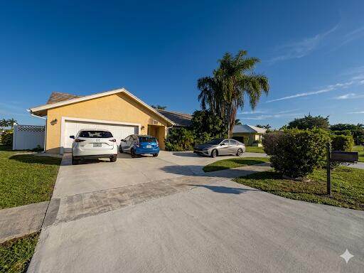 2554 23rd Cranbrook Drive - Photo 1