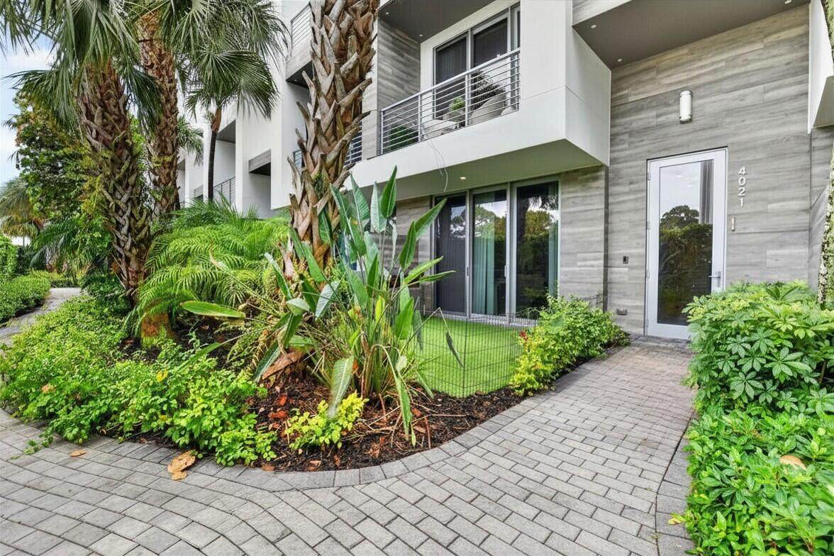 4021 18th Way - Photo 1