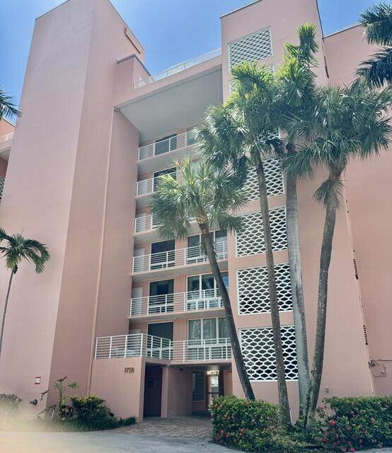 1750 Las Olas Boulevard - Photo 1