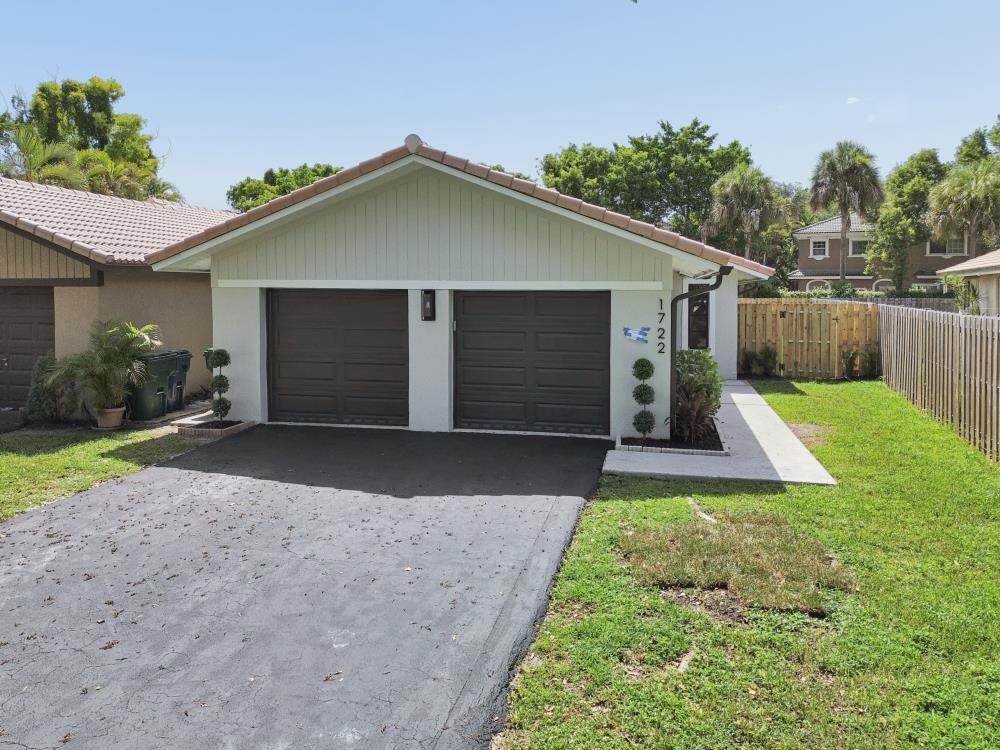 1722 93rd Terrace - Photo 1