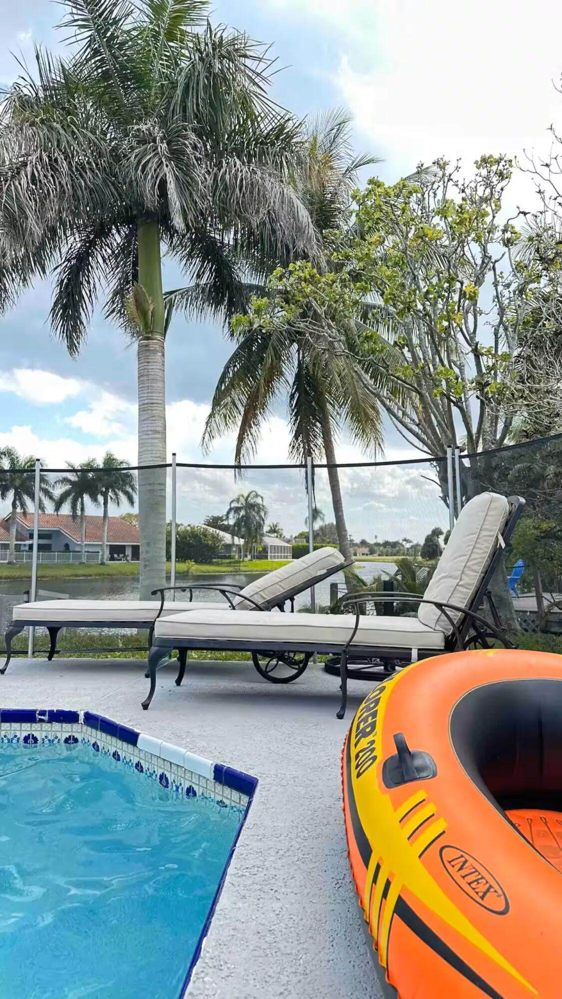 https://bt-photos.global.ssl.fastly.net/beaches/orig_boomver_2_B26050118-2.jpg