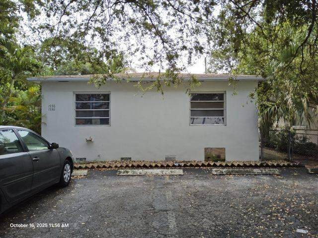 1936 Monroe Street - Photo 1