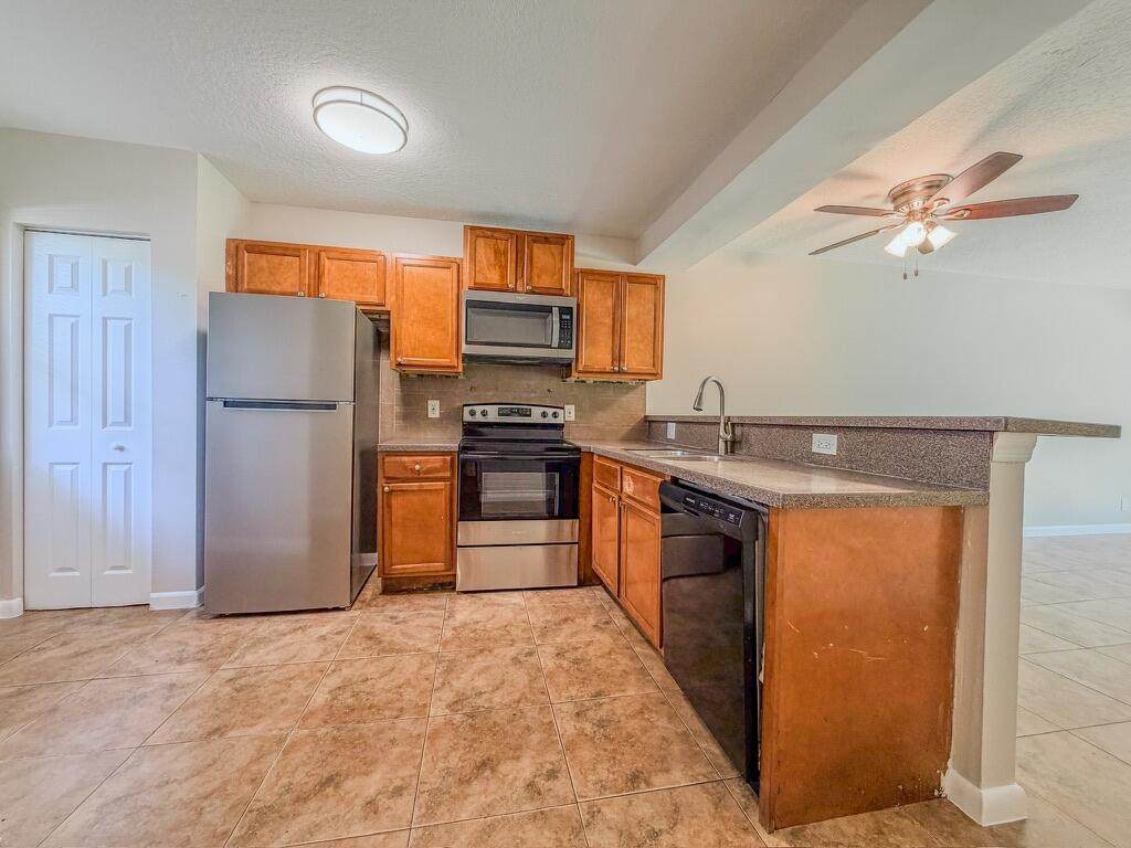 2109 3rd Street - Photo 1