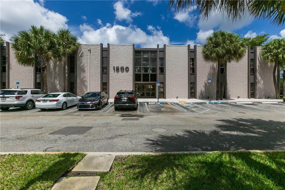 1500 University Drive - Photo 1