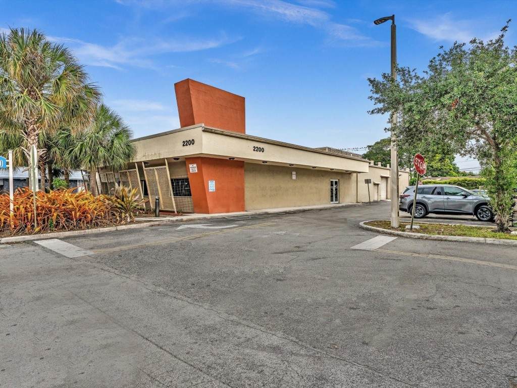 2200 University Drive - Photo 1