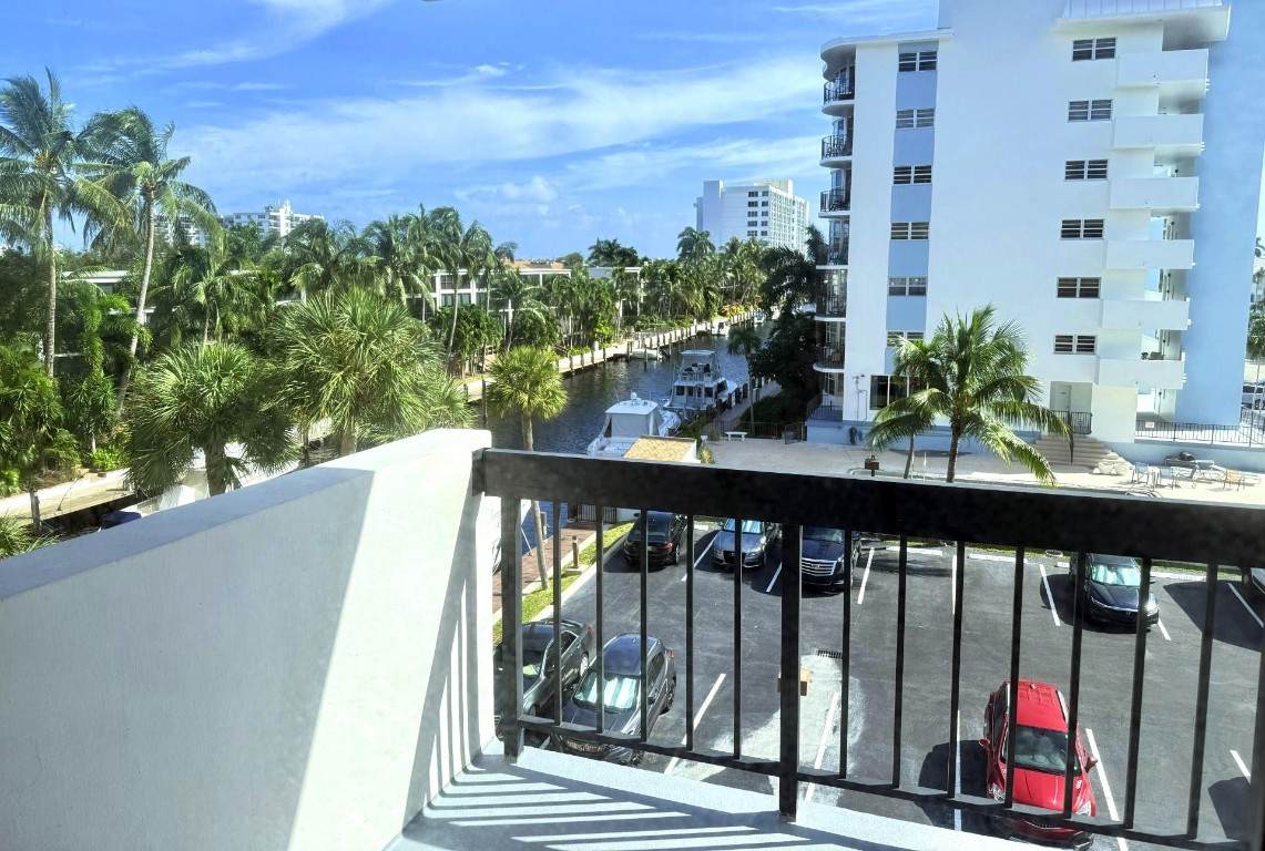 4800 Bayview Drive - Photo 1