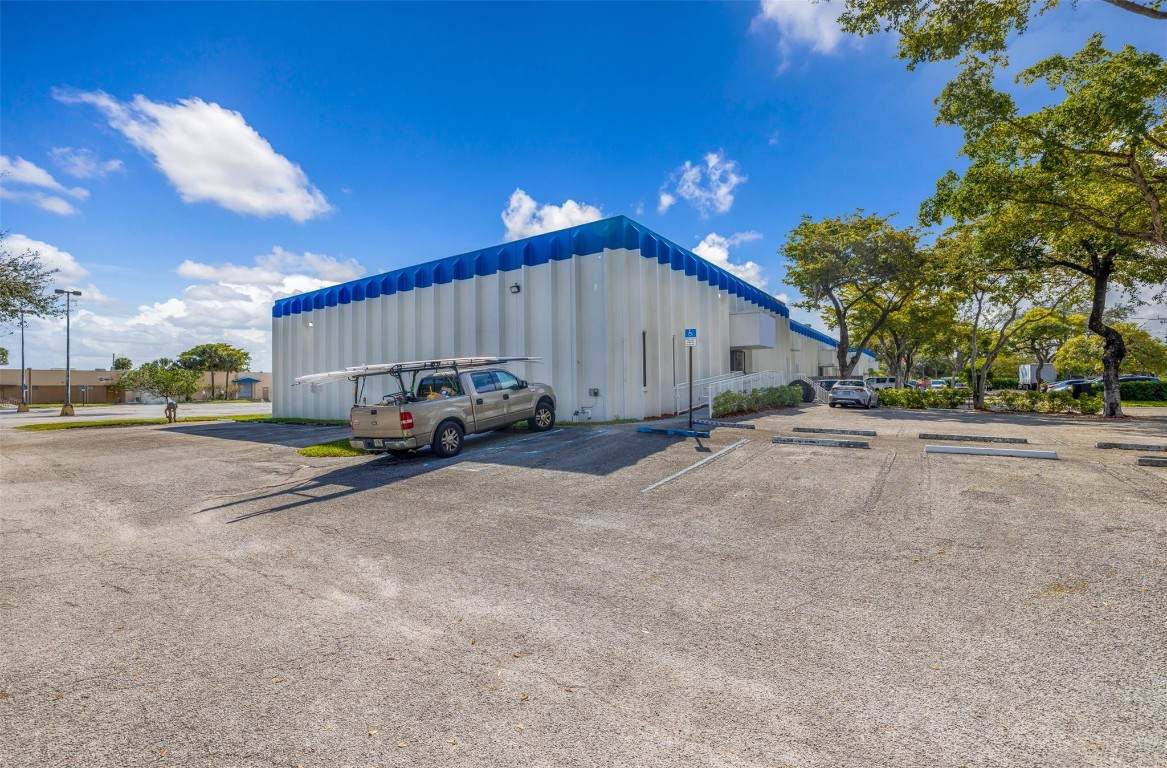  Address Not Published - Photo 1