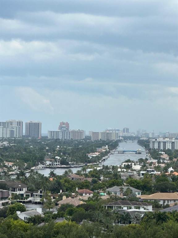 3200 Port Royale Drive - Photo 1