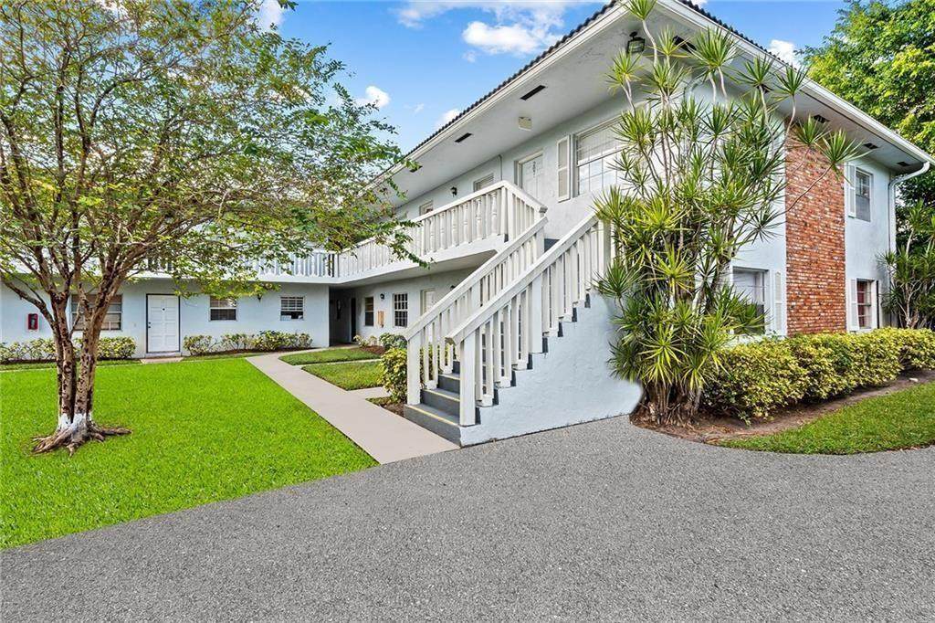 4140 Woodside Drive - Photo 1