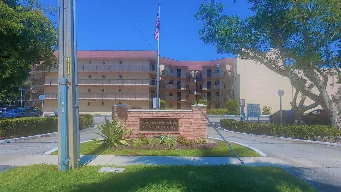 6555 W Broward Blvd - Photo 1