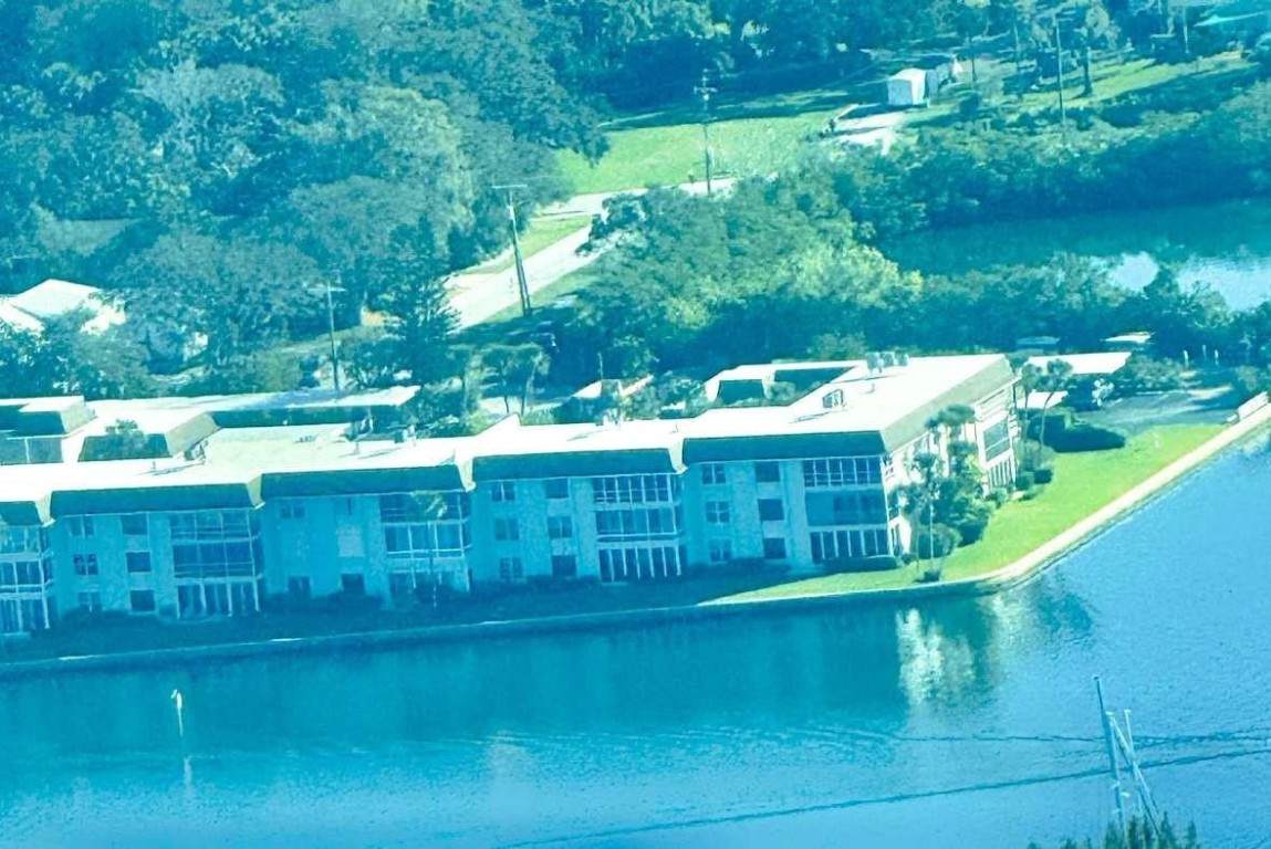 200 Greytwig Road - Photo 1