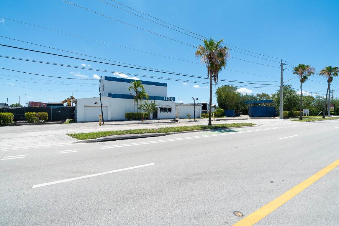 1126 Dr Martin Luther King Jr Boulevard - Photo 1