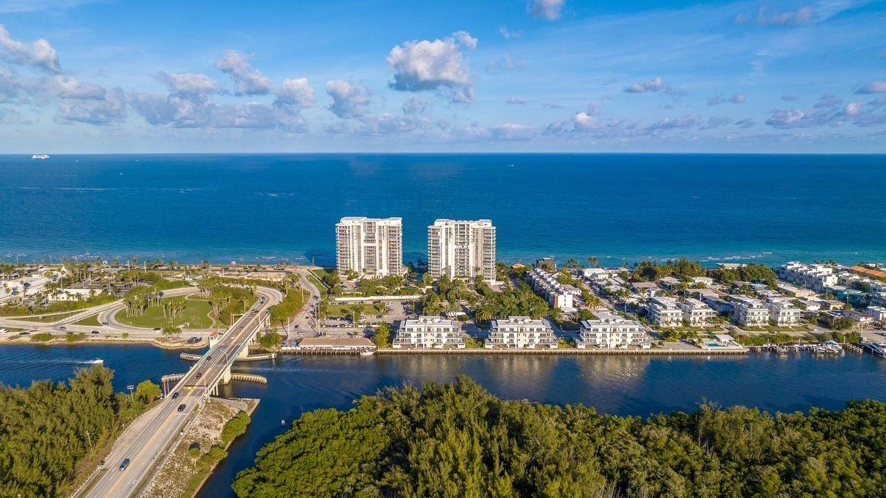 6001 Ocean Dr - Photo 1