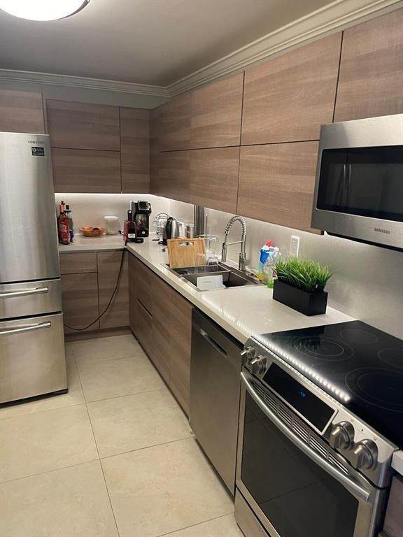 3000 Ocean Drive - Photo 1