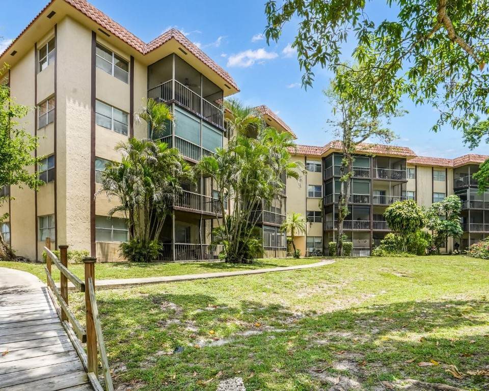 6201 Falls Cir Drive - Photo 1