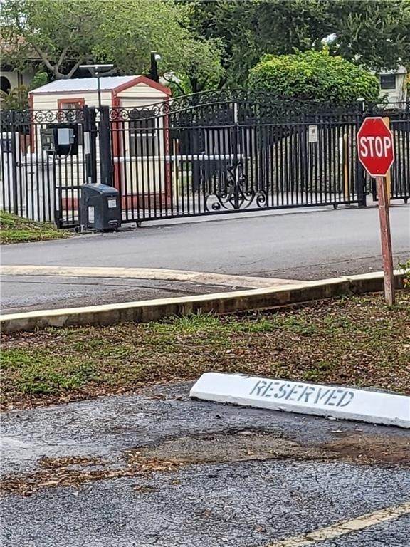 780 199th Street - Photo 1