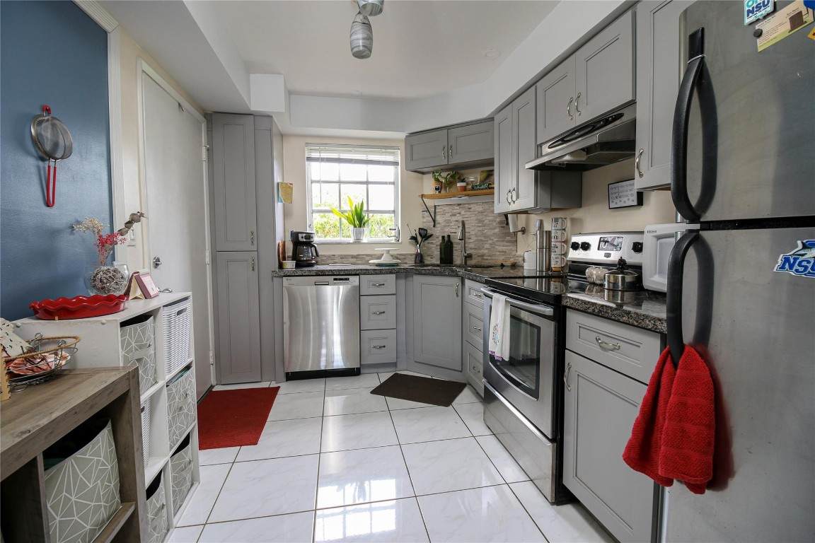 3475 Broken Woods Drive - Photo 1