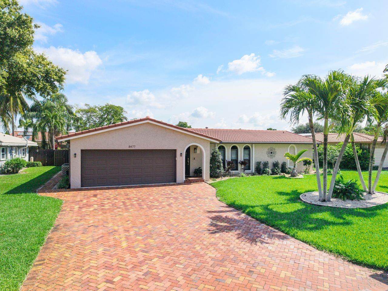 8477 27th Dr - Photo 1