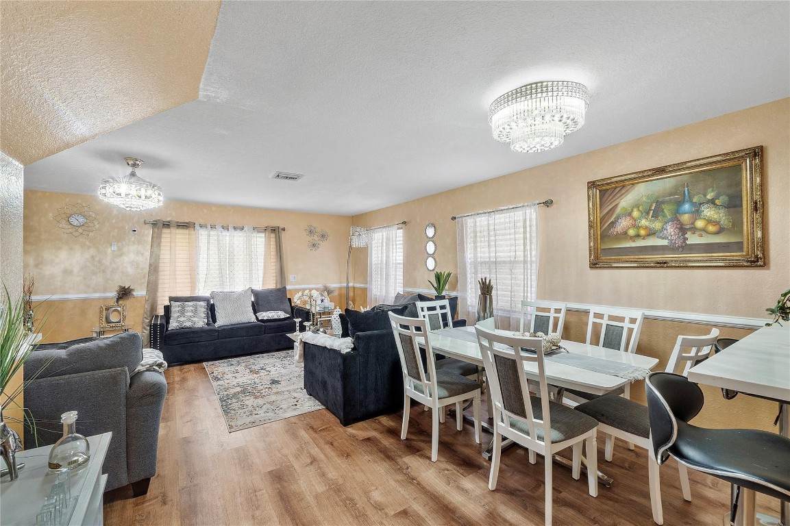 6617 Winfield Boulevard - Photo 1