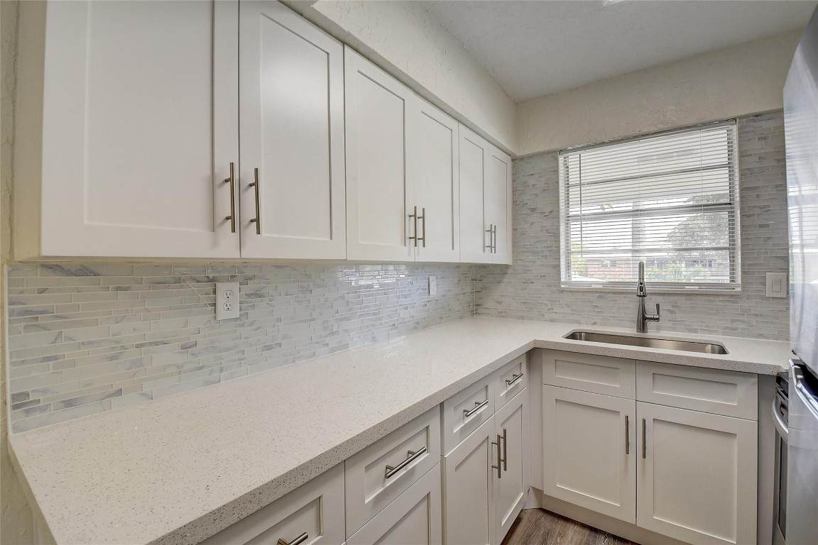 30 13th Street - Photo 1